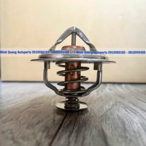 Giá Van Hằng Nhiệt Xe Tải Hino 700 Mới Nhất 2026