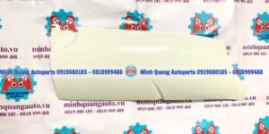 Ốp gió Hino 300 Wu (gương cánh cửa)