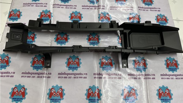 Ốp cản trước dưới XL7
