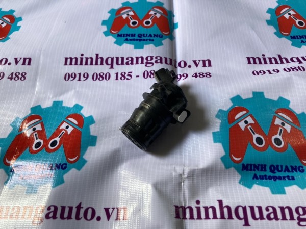 Mô tơ bơm nước rửa kính Suzuki Celerio