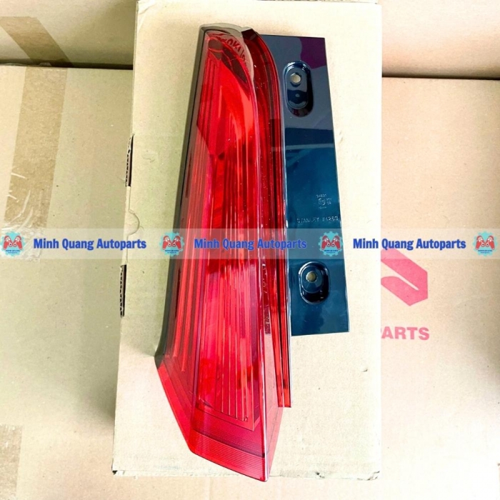 Đèn hậu miếng trên Suzuki Ertiga, XL7