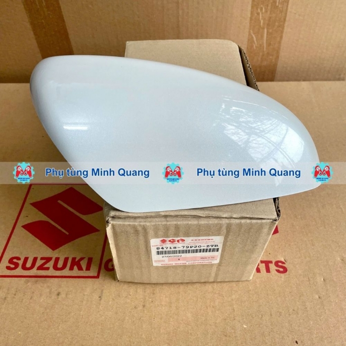 Ốp gương xe Suzuki Ciaz