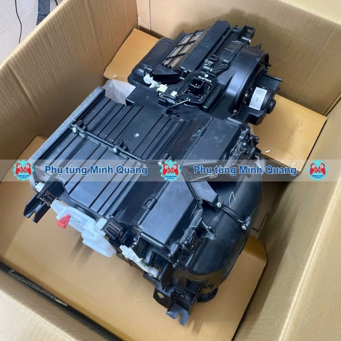 Hộp dàn lạnh trước Suzuki 7 Tạ - 8 Tạ - 9 Tạ 2019-2026