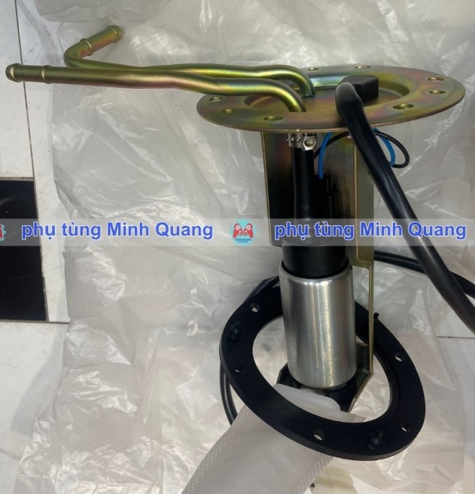Cụm bơm xăng Suzuki Carry 500kg